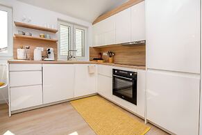 Apartments Laganini