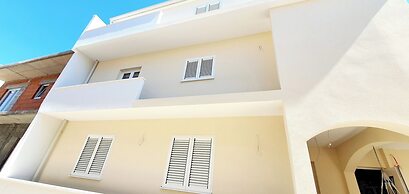 Apartments Laganini