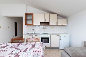 Apartments Mirjana V