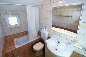 Apartments Mirjana V