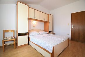 Apartments Mirjana V