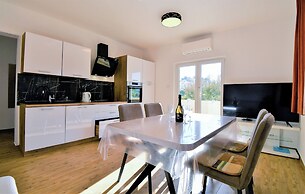 Apartments Mirjana V