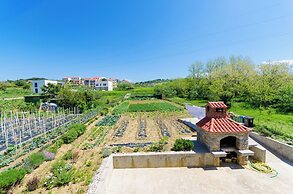 Apartments and Room Sime M
