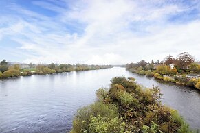 Riverside Home in Perth