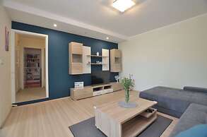 Apartment Hill