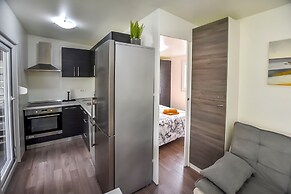 Mobile Home Pen Shell