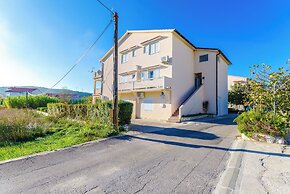 Apartments Marija P Lopar