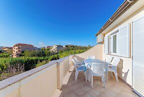 Apartments Marija P Lopar