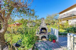 Apartments Marija P Lopar