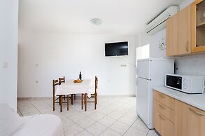 Apartments Marija P Lopar