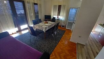 Apartments Vukelic