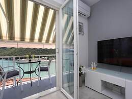 Apartment Sea View