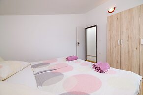Apartments Anica J