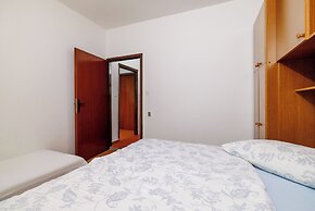 Apartments Anica J