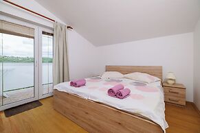 Apartments Anica J