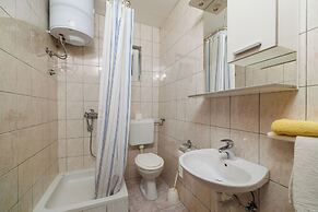 Apartments Anica J