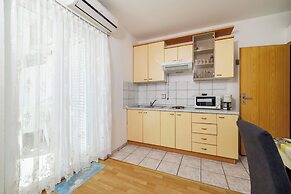 Apartments Anica J