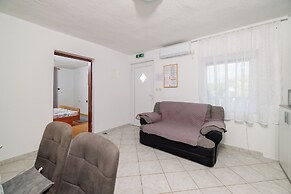 Apartments Ester