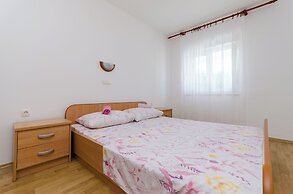 Apartments Ester