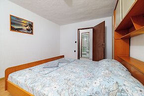 Apartments Ester