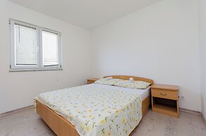Apartments Ester
