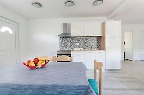Apartments Ester