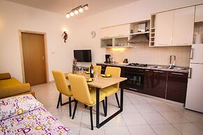 Apartments Biserka G