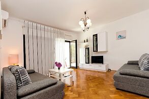 Apartment More