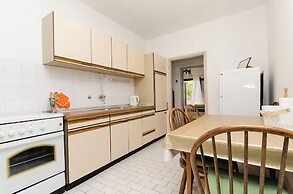 Apartment More