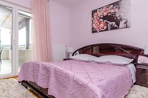 Apartments Doric