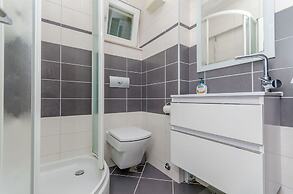 Apartments Doric