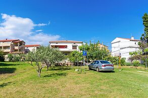 Apartments Anica F