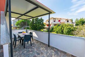 Apartments Anica F
