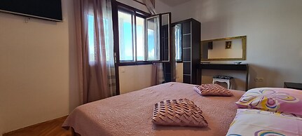 Apartment Next to the sea
