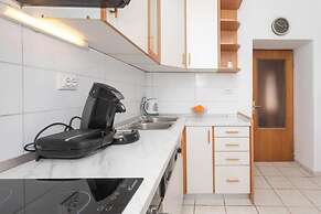 House MG