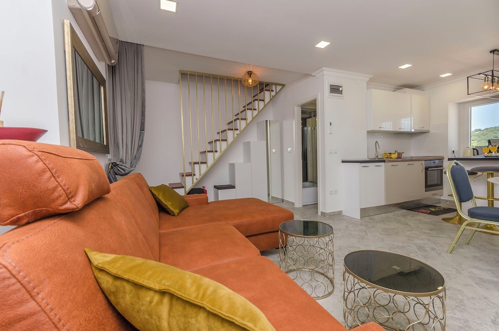 Apartment Paradise