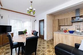 Apartments Antonija