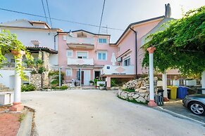 Apartments Antonija