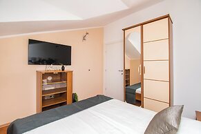 Apartments Ivica