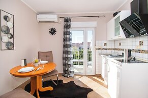 Apartments Ivica