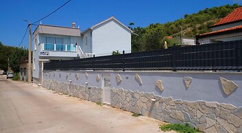 House Luketini Dvori