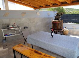 House Luketini Dvori