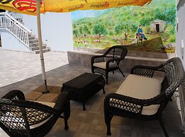 House Luketini Dvori