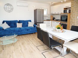 House Luketini Dvori