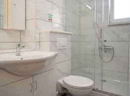 House Luketini Dvori
