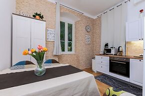 Apartment Jelena Delta