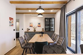 House Vuk