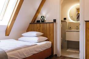 House Vuk