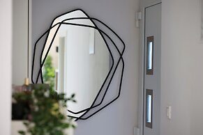 Apartment Holiday Home TiA