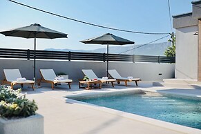 Apartment Holiday Home TiA